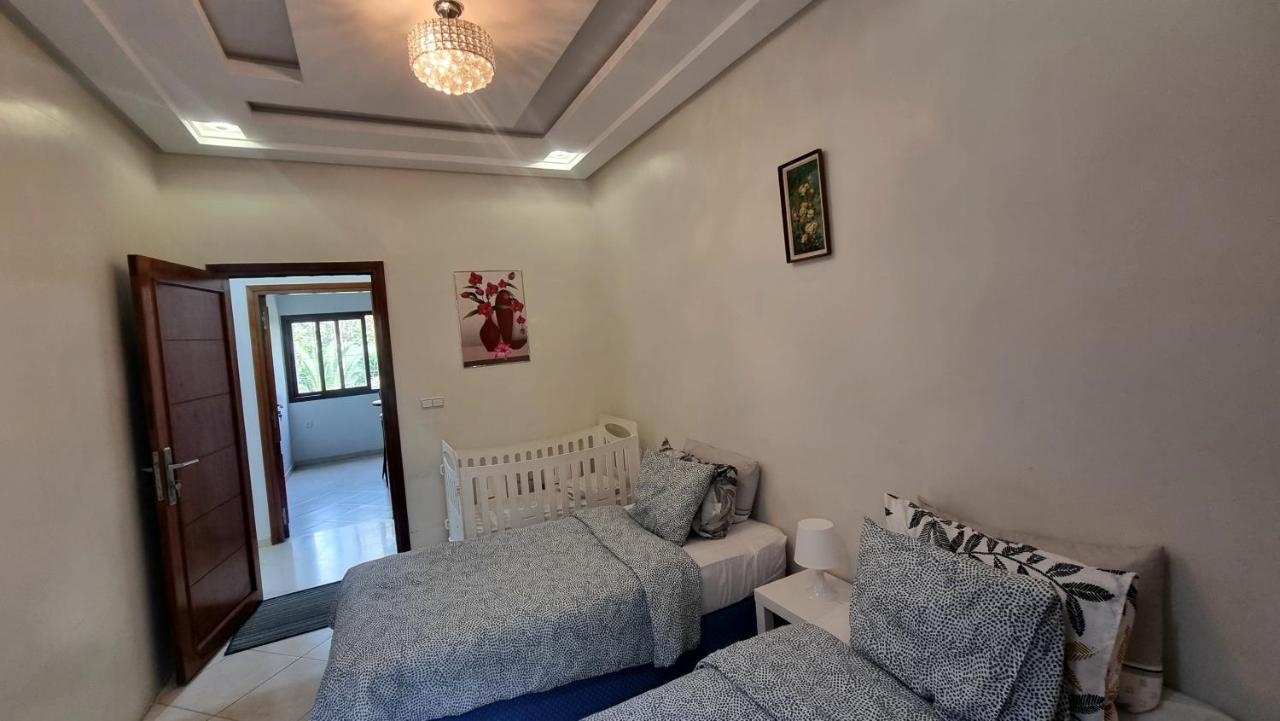 דירות Luxury Family House With Garden View קזבלנקה מראה חיצוני תמונה